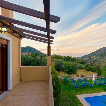 Uphoria Villas Bali  외부 사진