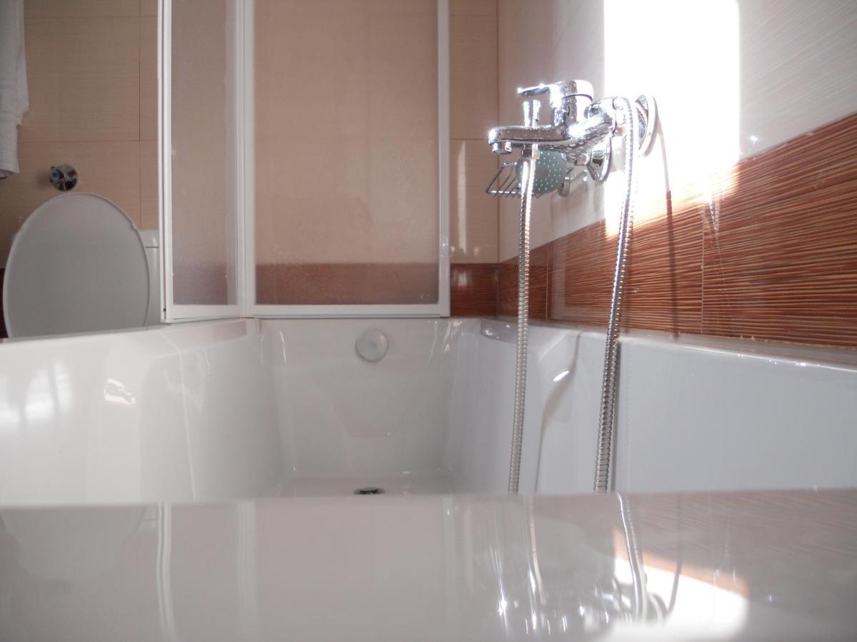 Uphoria Villas Bali  외부 사진